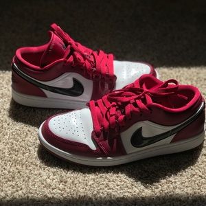 air jordan ones low top.